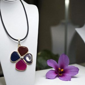 Colgante collar elegante Trébol